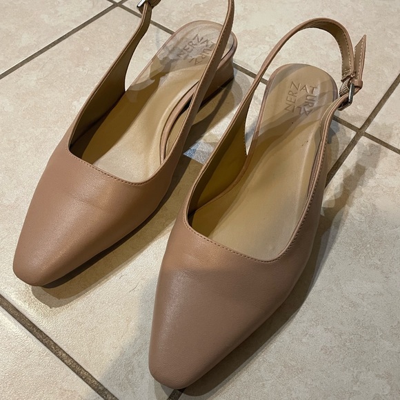 Lesley Slingback Pump - Picture 5 of 5